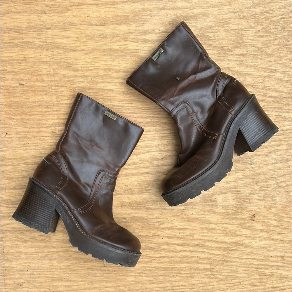 SOLD Vintage Mudd Dorma Boot Vegan
